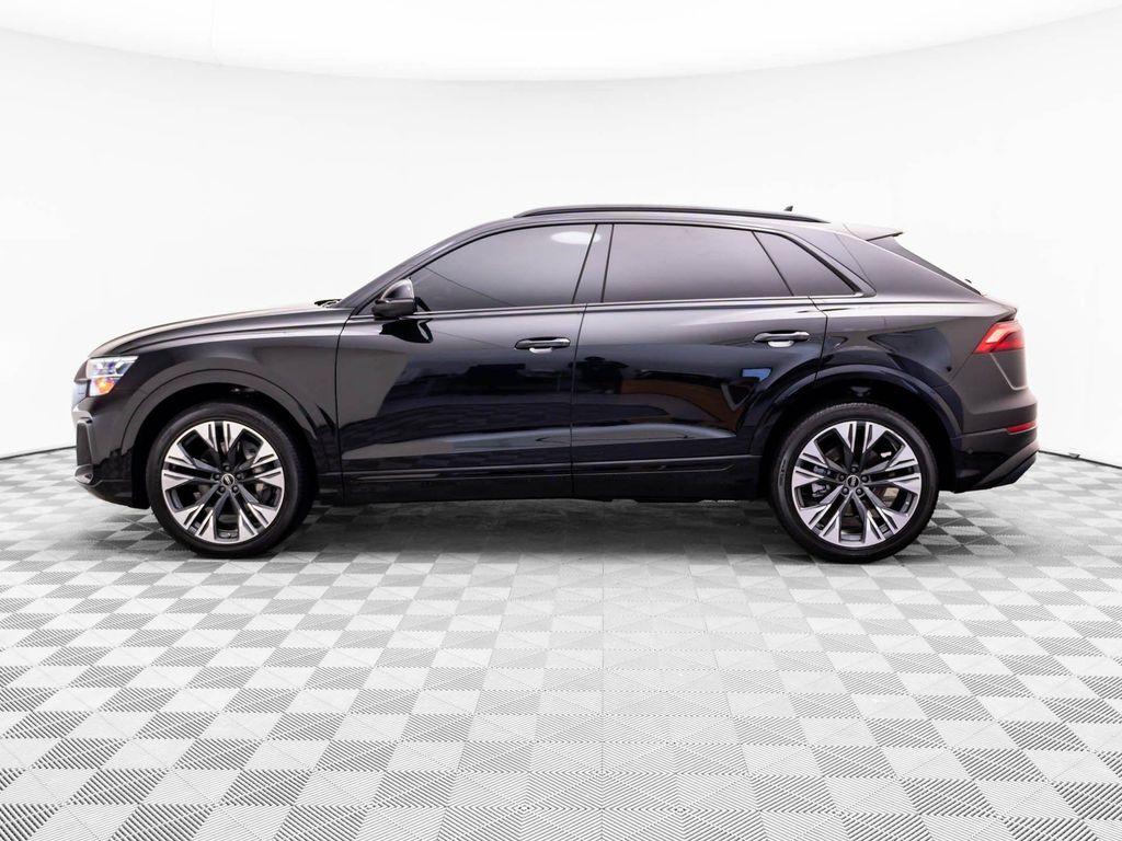 Audi Q8 2025