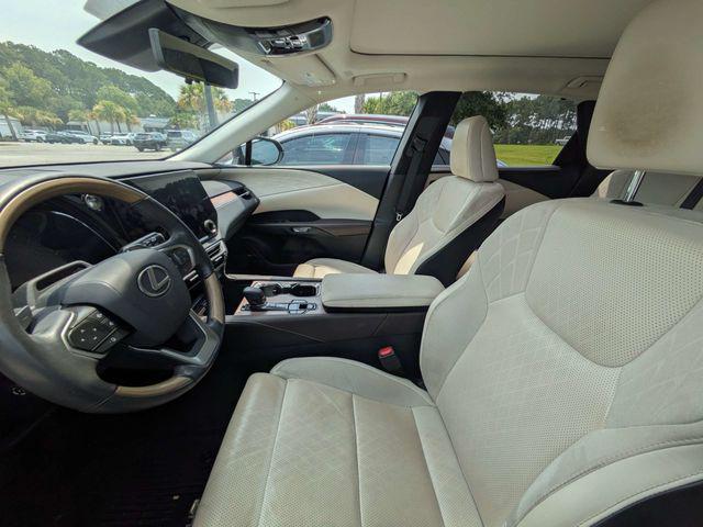 Lexus RX 2023