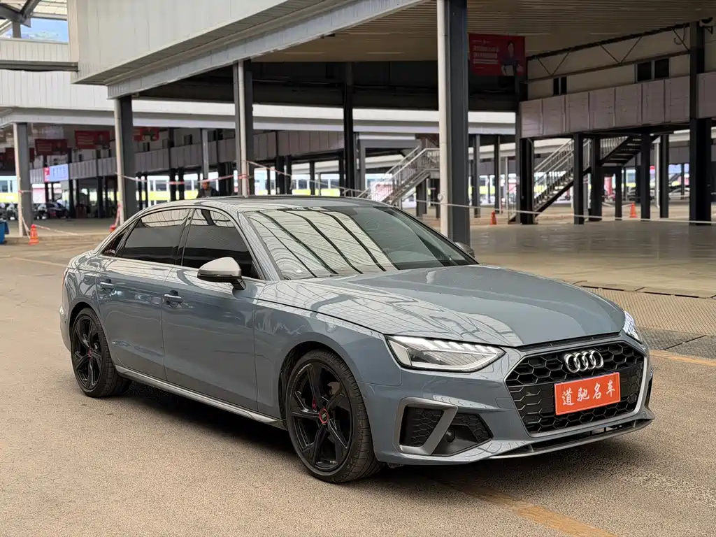 Audi A4 2023