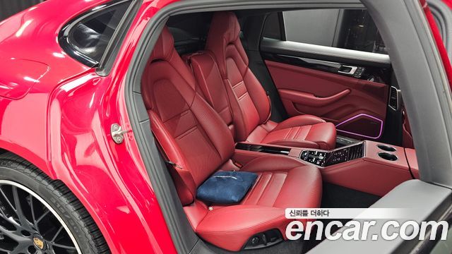 Porsche Panamera 2022