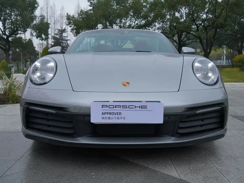 Porsche 911 2021
