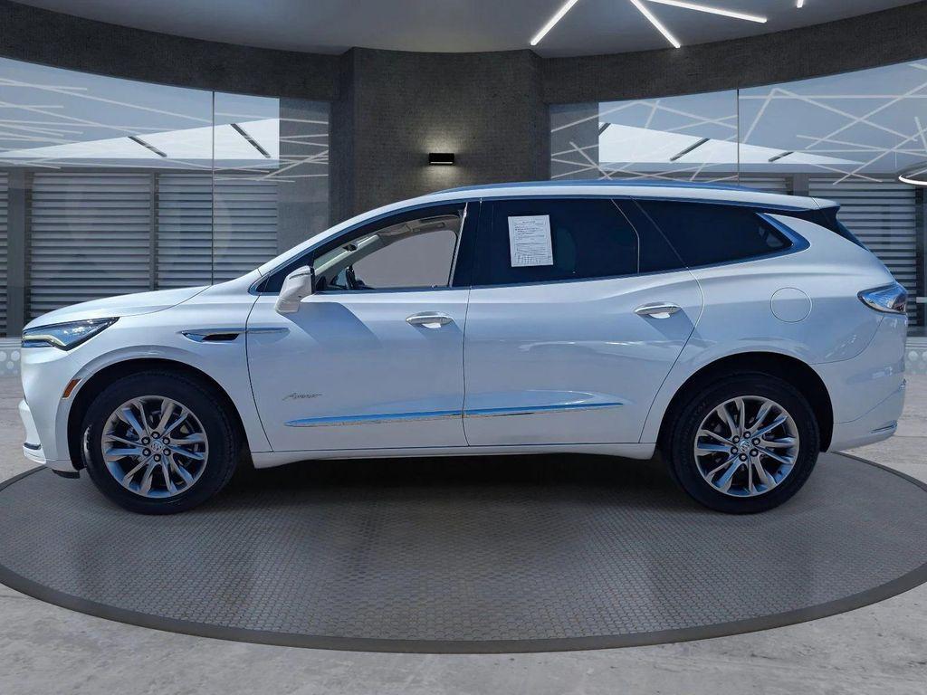 Buick Enclave 2023