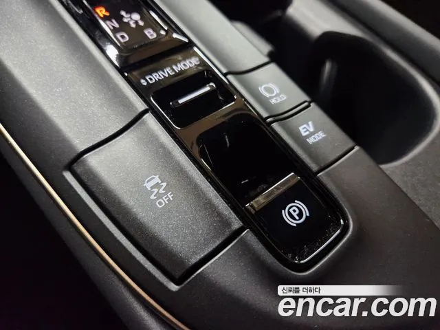 Toyota Crown 2023