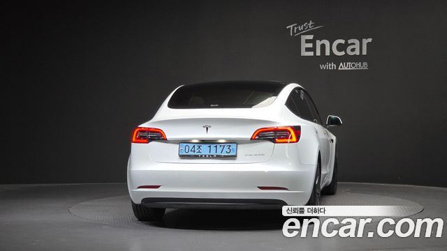 Tesla Model 3 2021