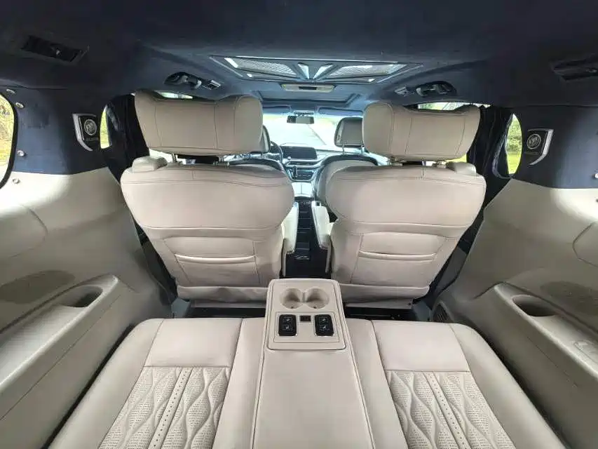 Buick GL8 2021