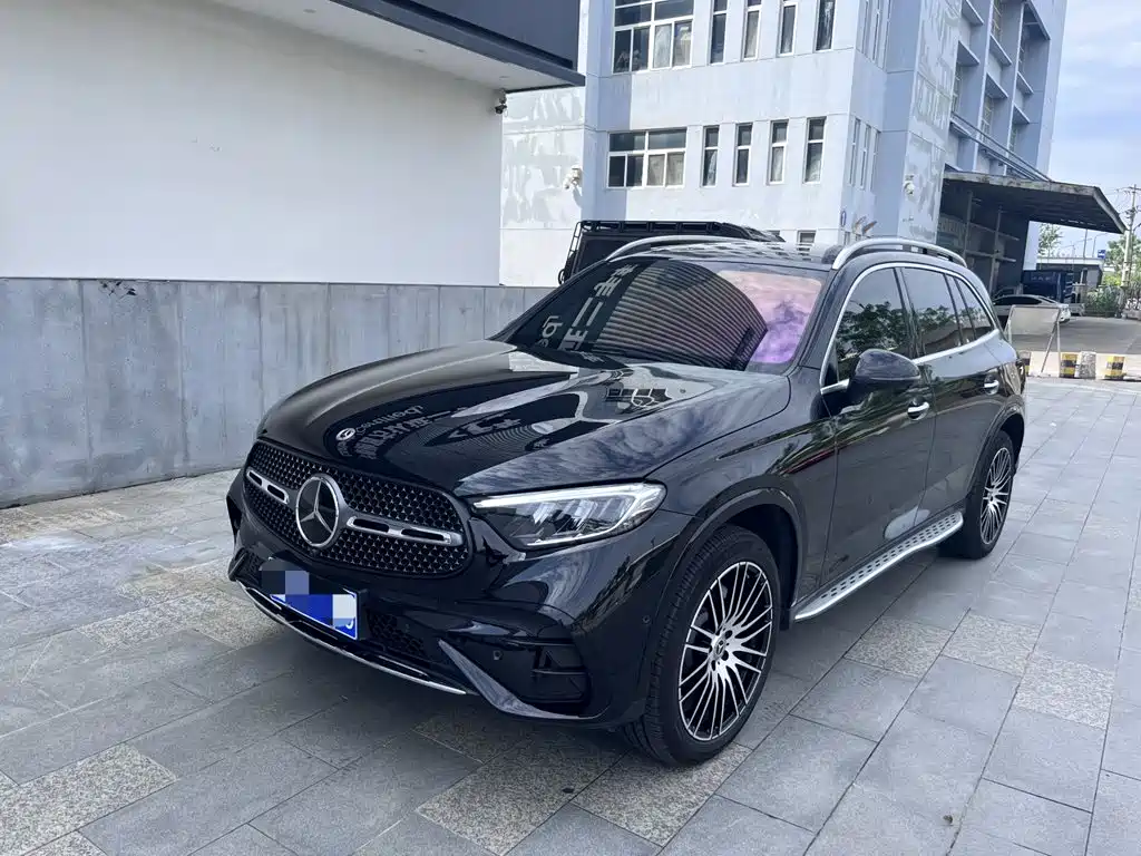 Mercedes-Benz GLC 2025