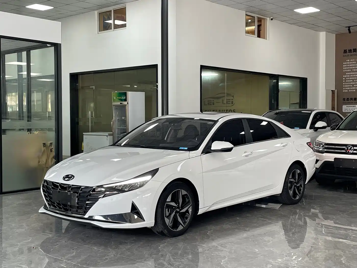 Hyundai Elantra 2023