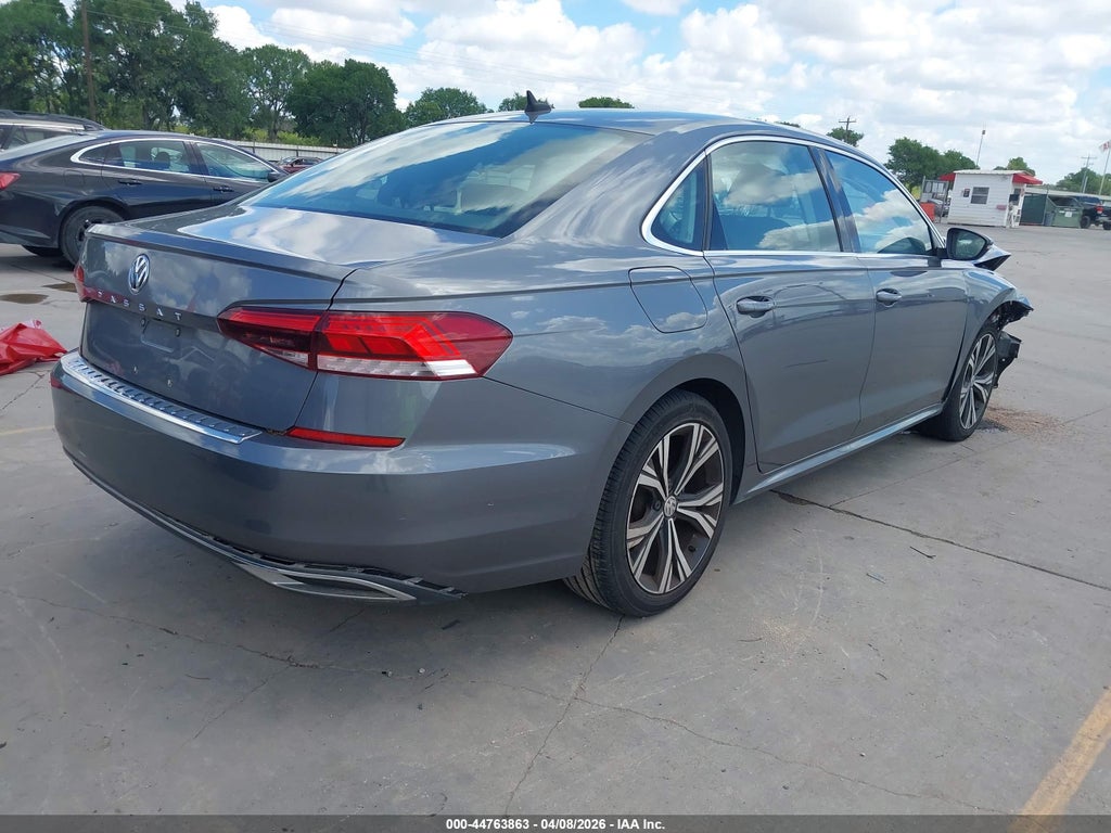 Volkswagen Passat 2021