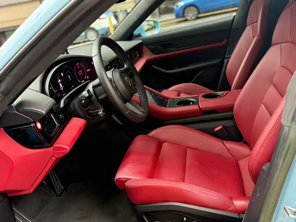 Porsche Taycan 2021
