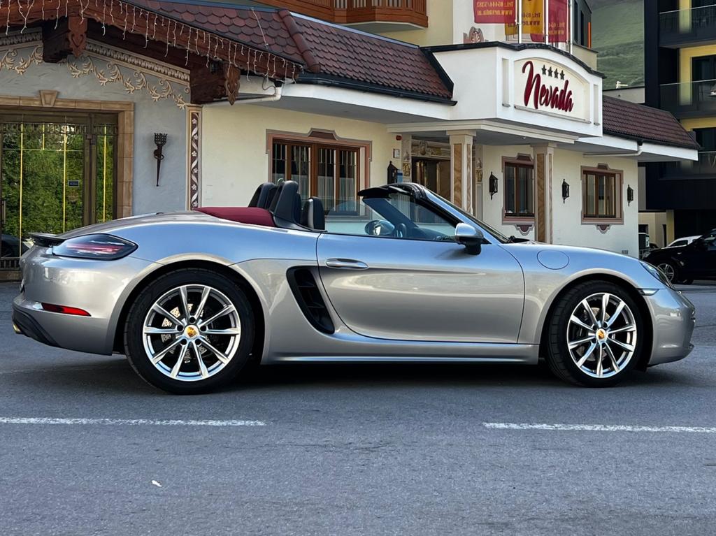 Porsche Boxster 2021