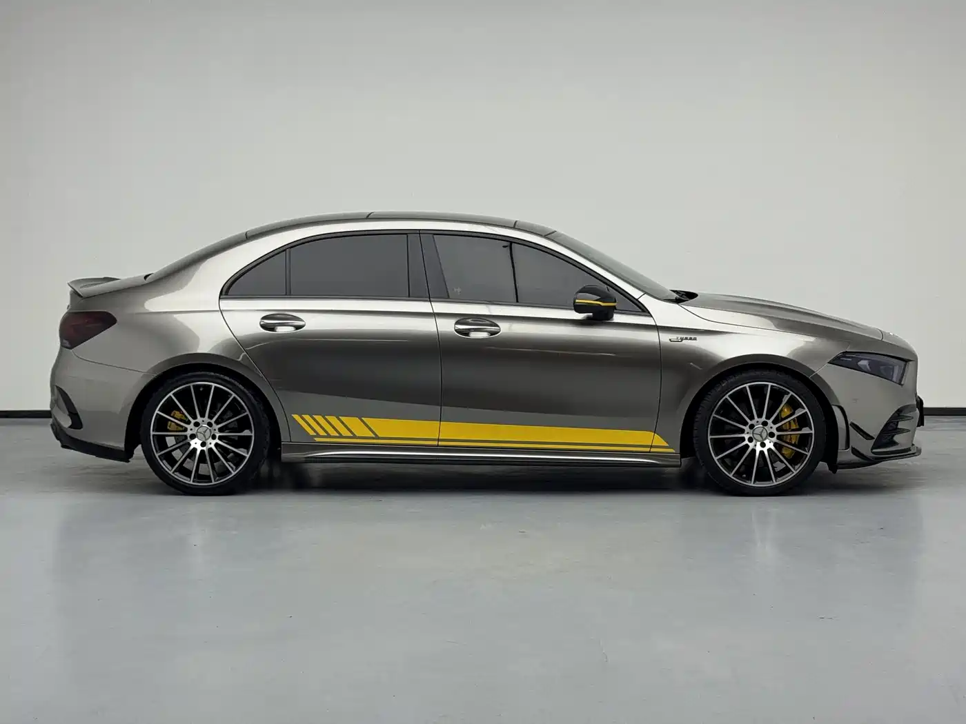 Mercedes-Benz A-Класс 2021