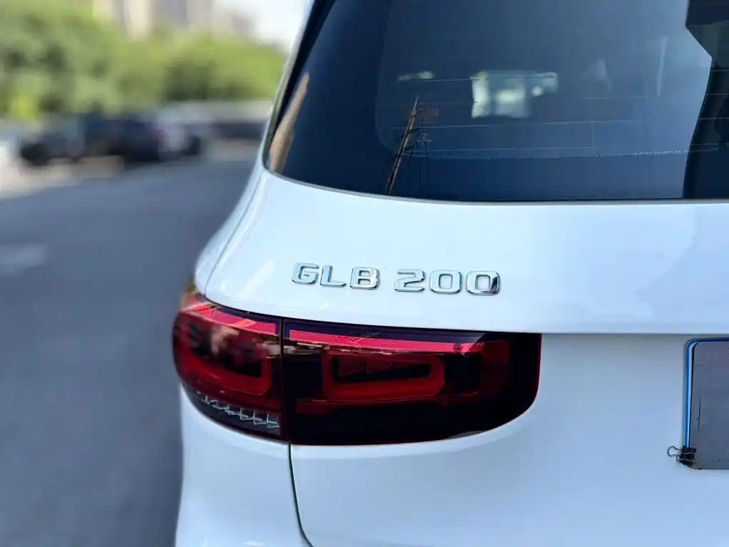 Mercedes-Benz GLB 2021
