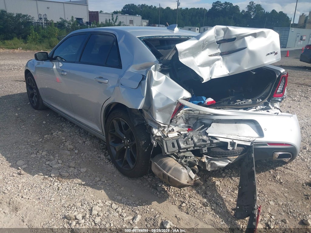 Chrysler 300 2021
