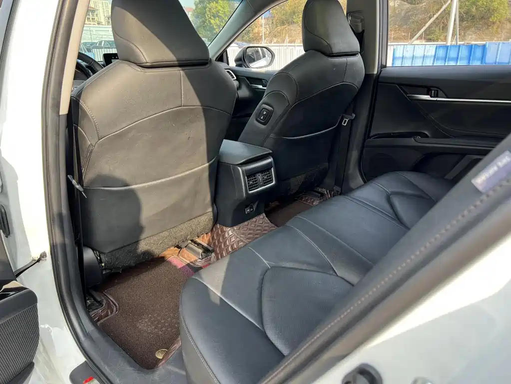 Toyota Camry 2023