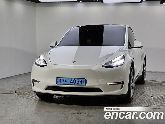 Tesla Model Y 2021