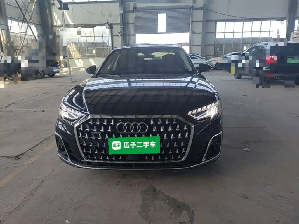 Audi A8 2025