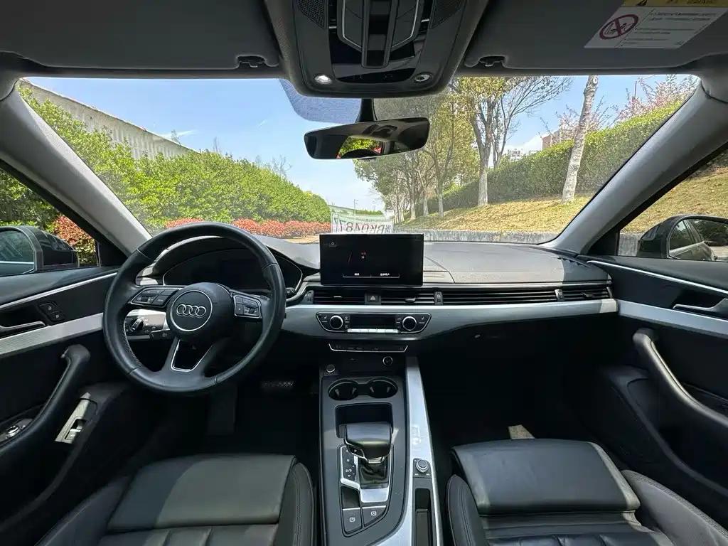 Audi A4 2021