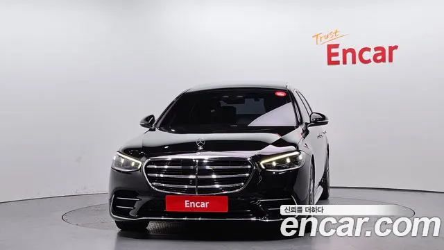 Mercedes-Benz S-Класс 2021