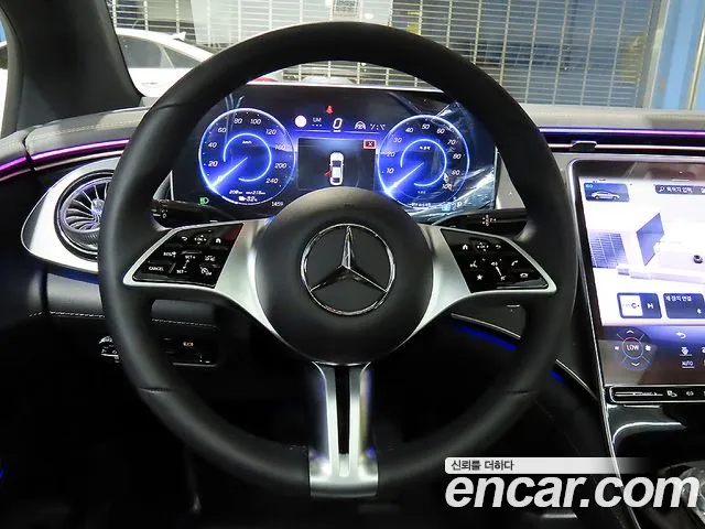Mercedes-Benz EQE 2024
