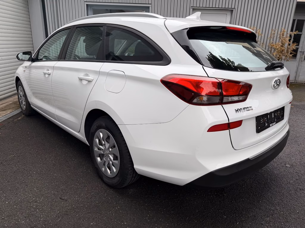 Hyundai i30 2021
