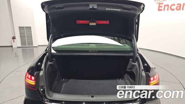 Audi A4 2021