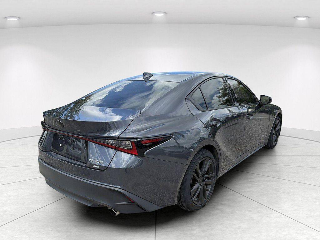 Lexus IS 300 2021
