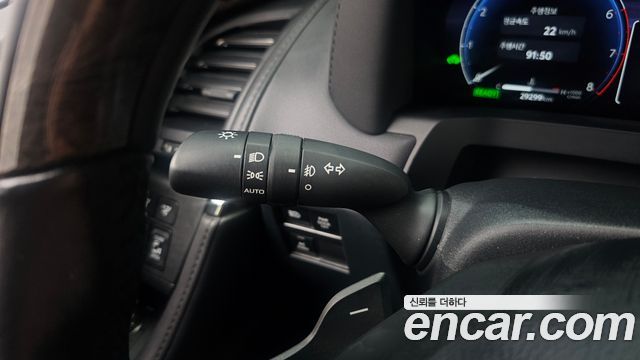 Toyota Alphard 2023