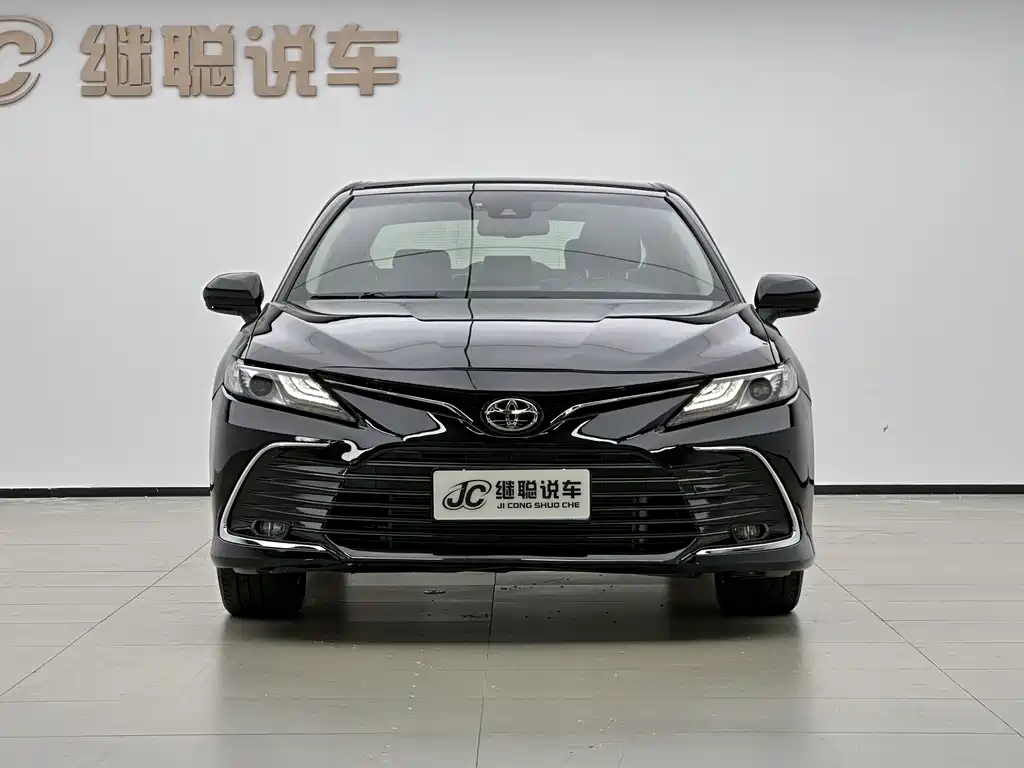 Toyota Camry 2022