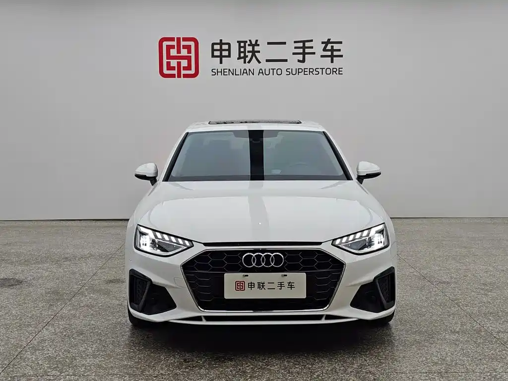 Audi A4 2023