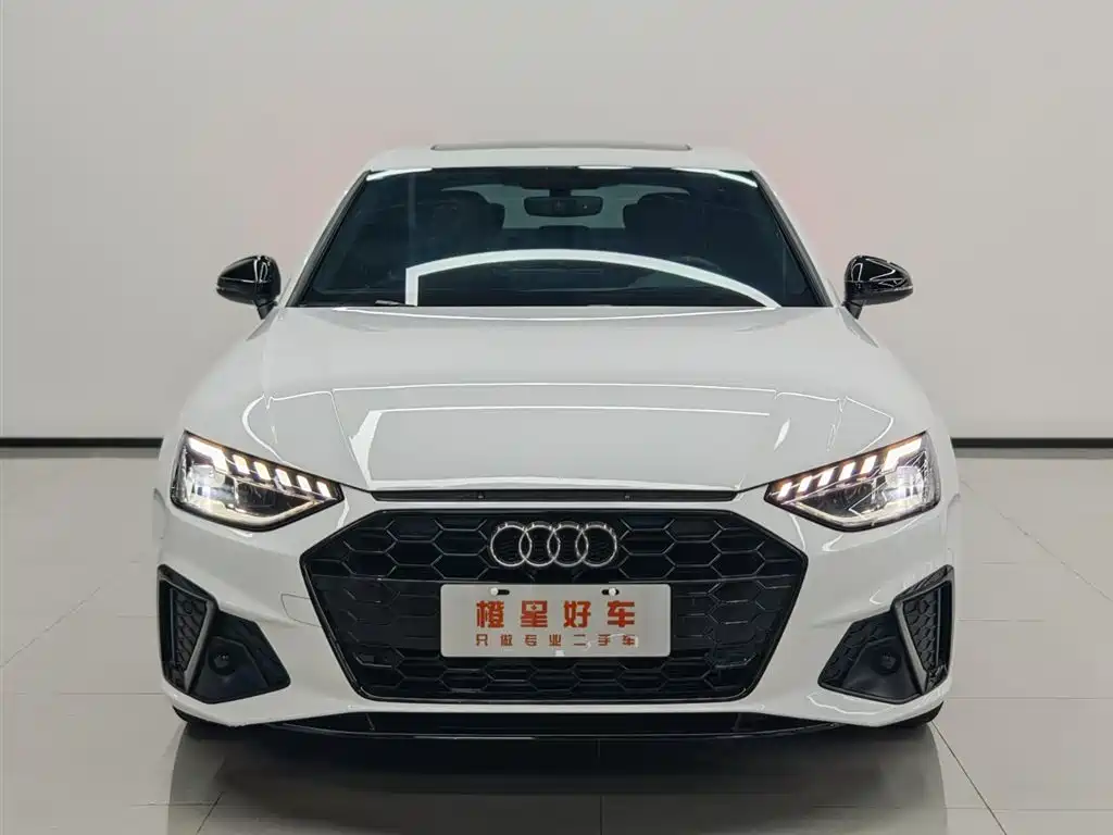 Audi A4 2025
