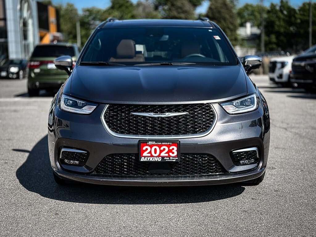 Chrysler Pacifica 2023
