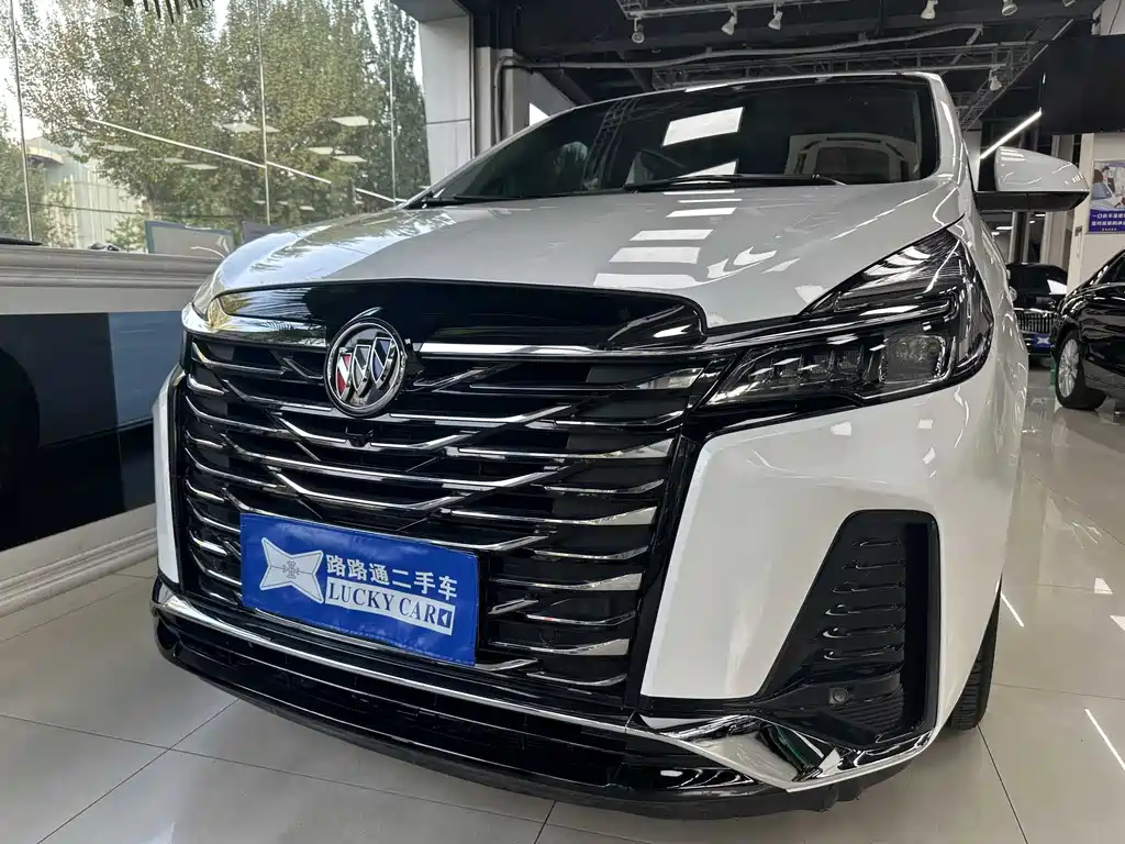 Buick GL8 2023