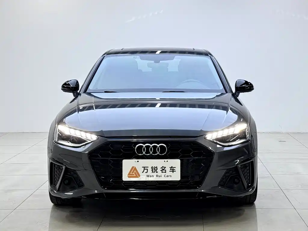 Audi A4 2023