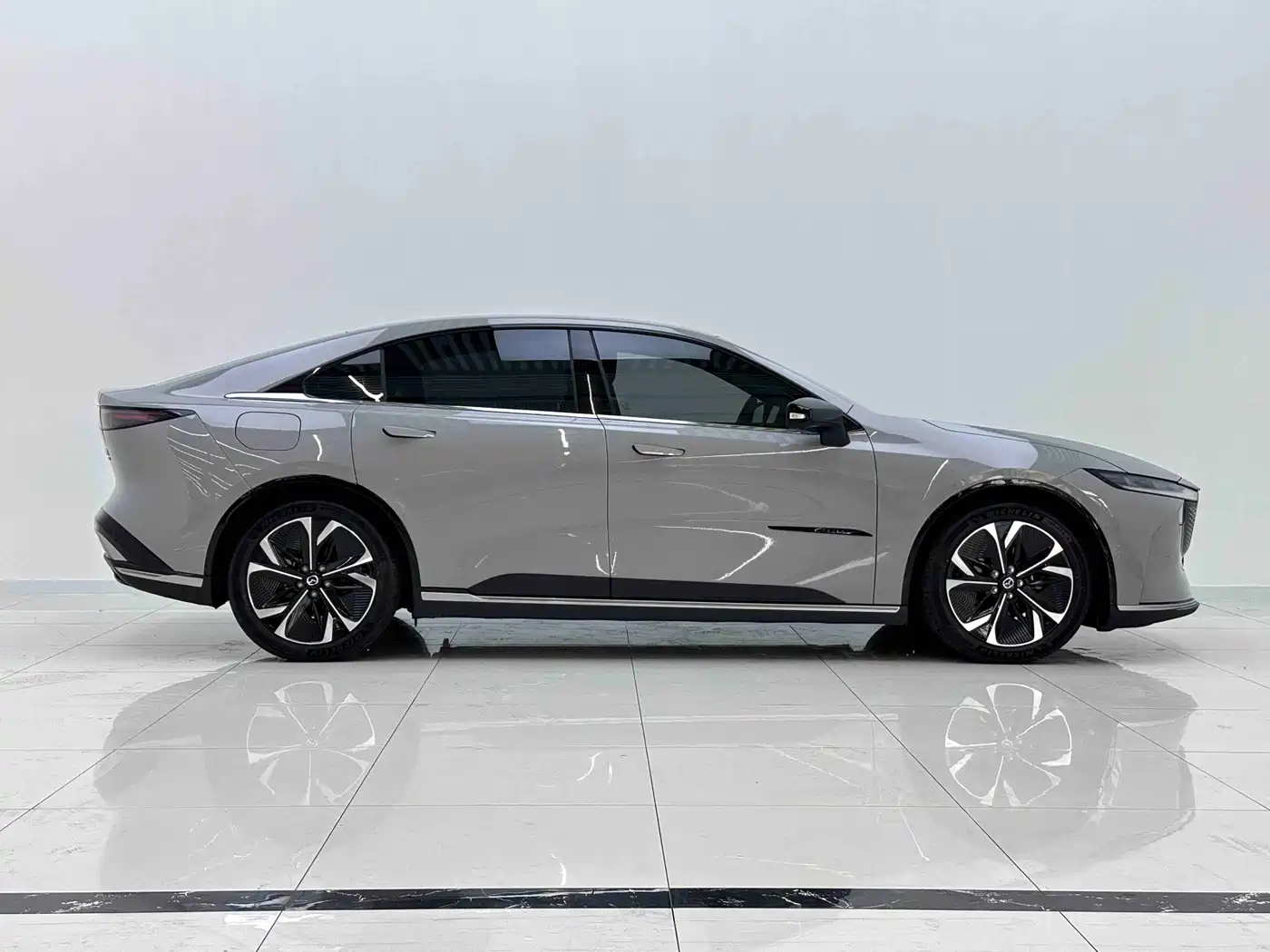 Mazda EZ-6 2024