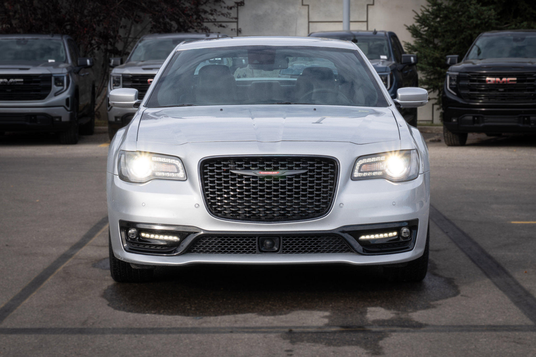 Chrysler 300 2023