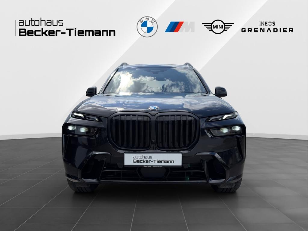 BMW X7 2025