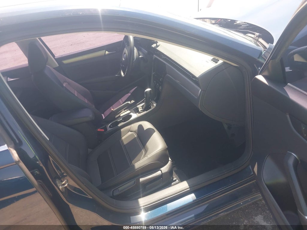 Volkswagen Passat 2021