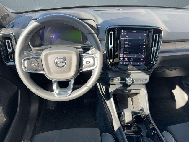 Volvo XC40 2023