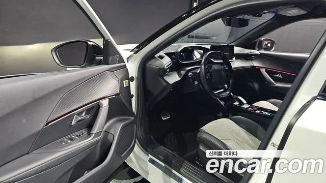 Peugeot 2008 2021