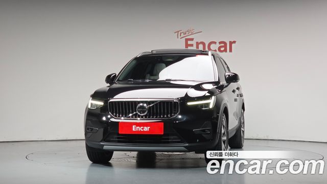 Volvo XC40 2023