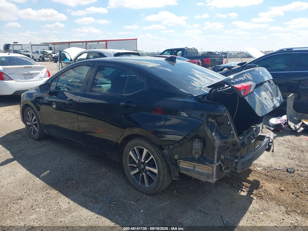 Nissan Versa 2022