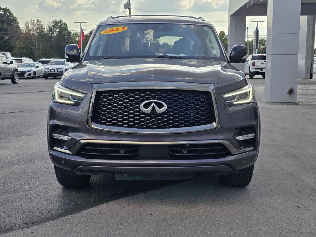 Infiniti QX80 2023
