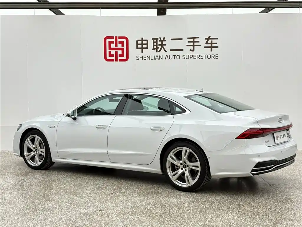 Audi A7 2024
