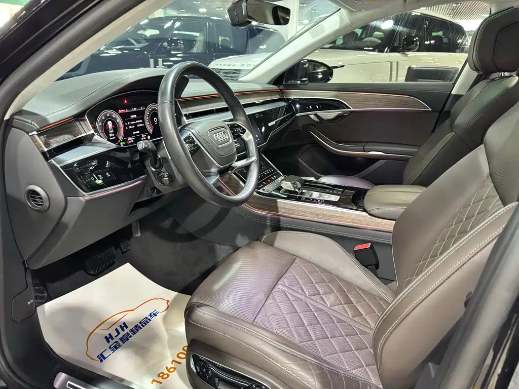 Audi A8 2023
