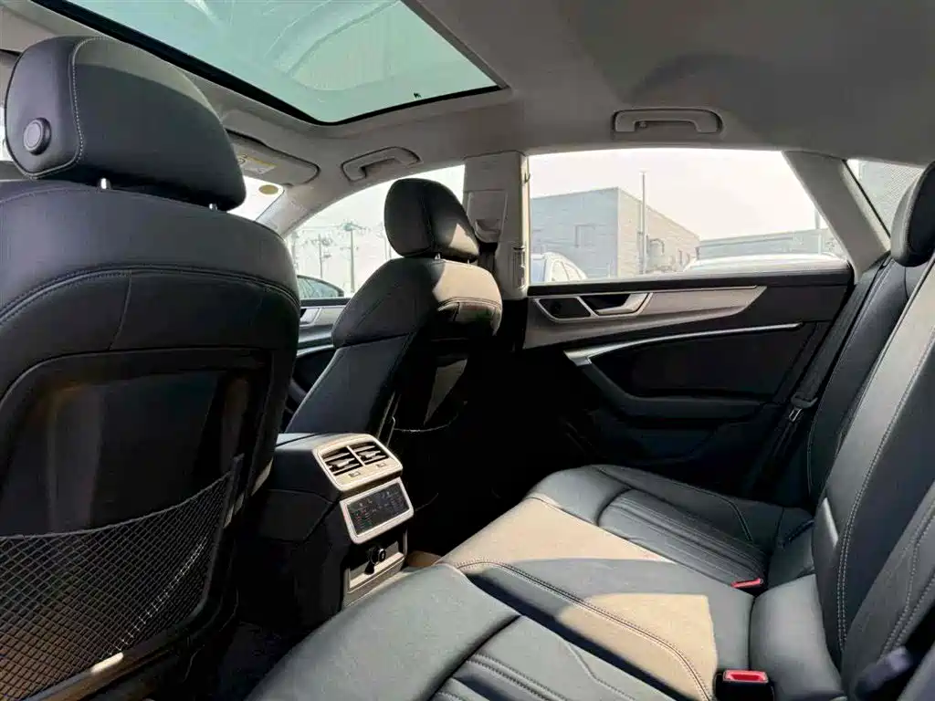 Audi A7 2024