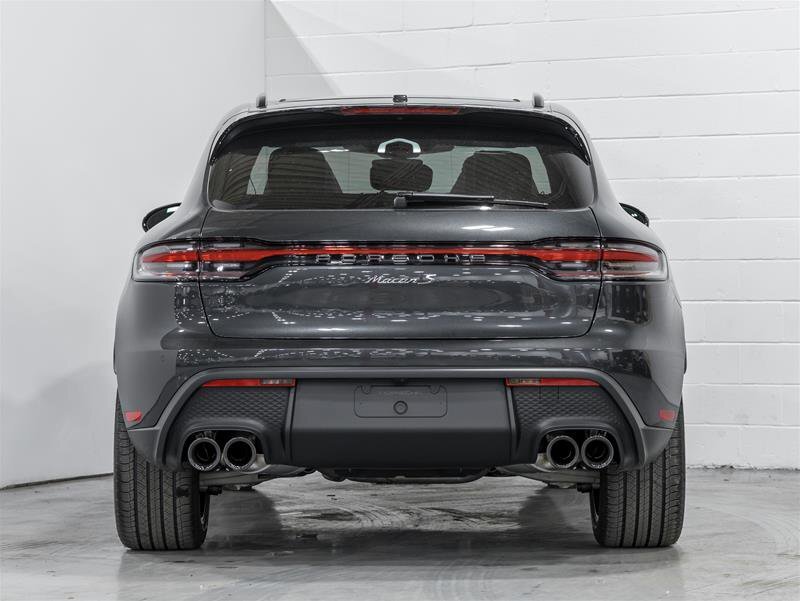 Porsche Macan 2025