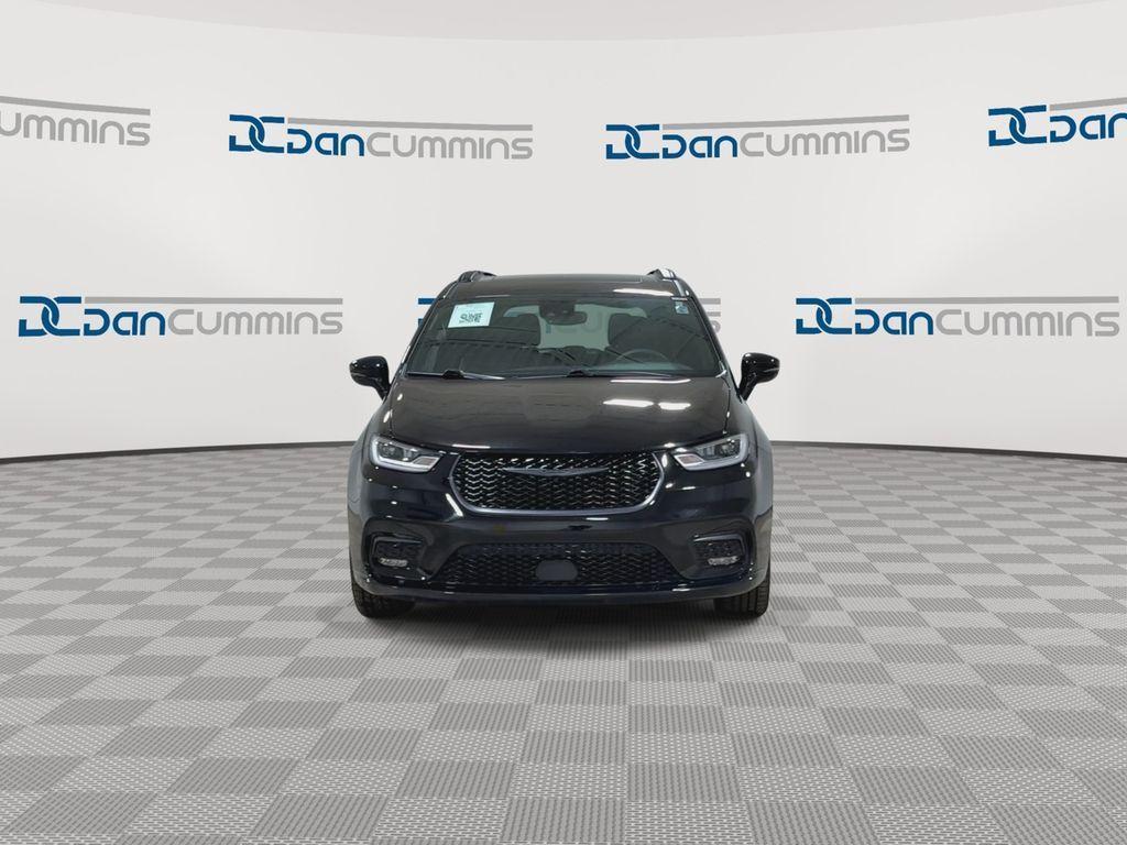 Chrysler Pacifica 2025