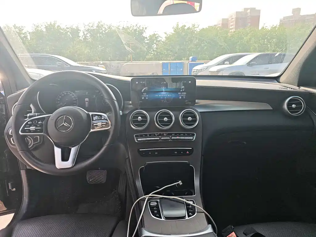 Mercedes-Benz GLC 2021
