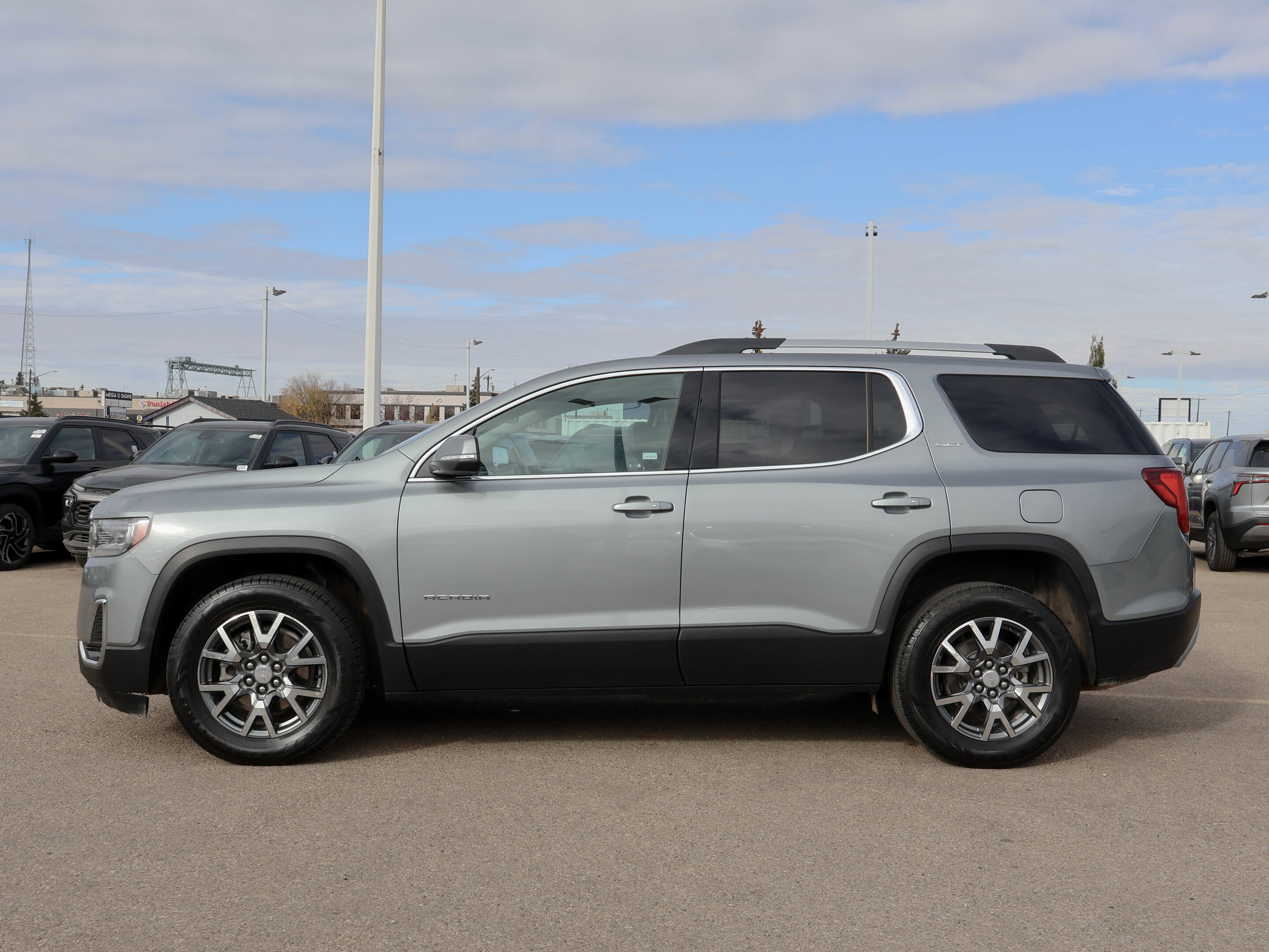 GMC Acadia 2023