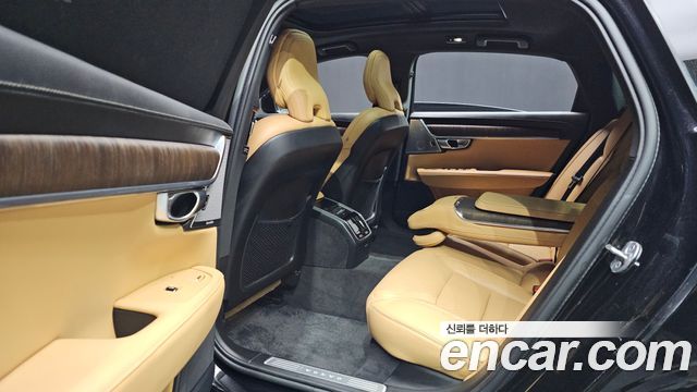 Volvo S90 2022
